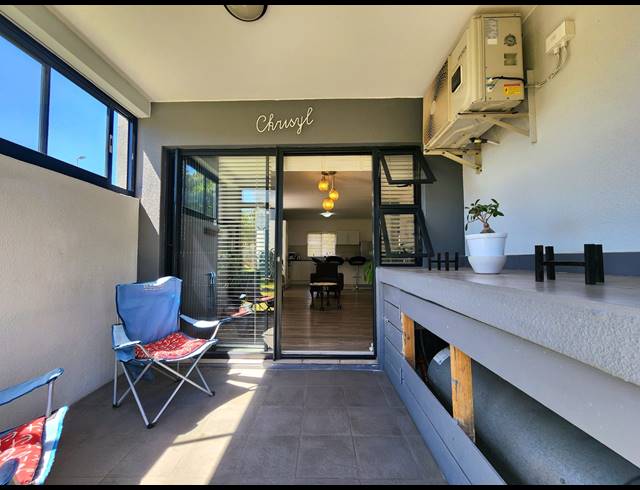 2 BEDROOM APARTMENT FOR SALE IN BURGUNDY ESTATE